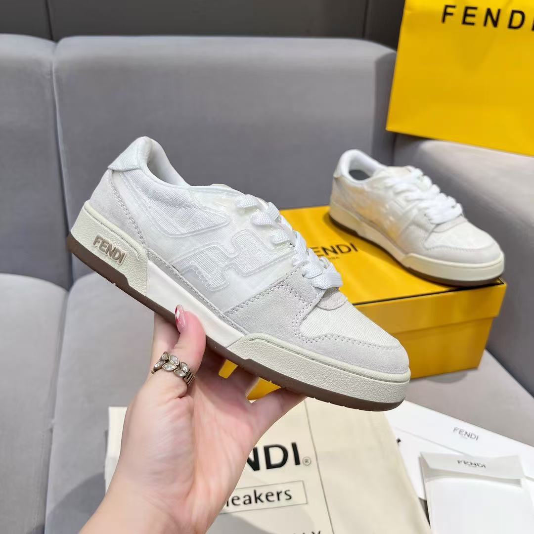 Fendi フェンディ マッチ キャンバス ロートップ ホワイトスエード