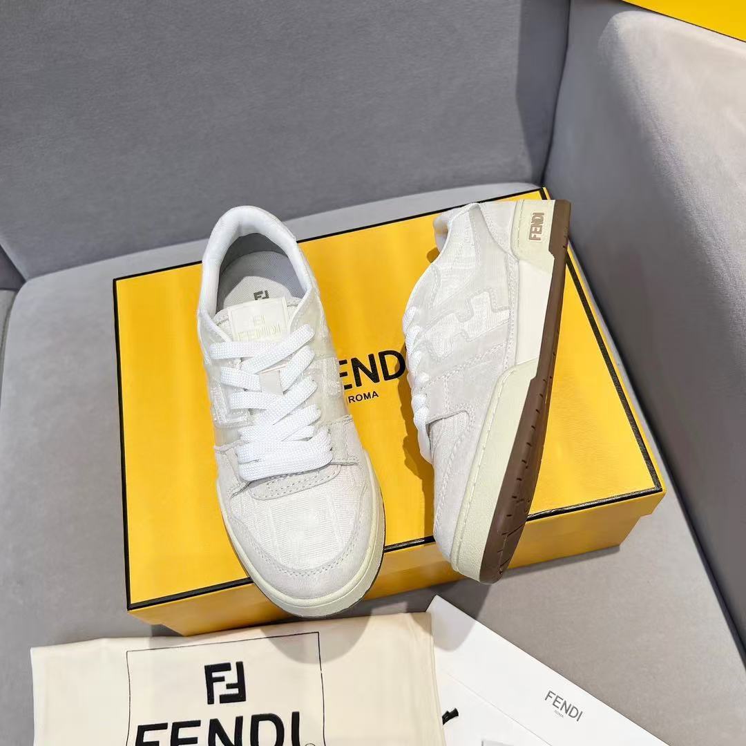 Fendi フェンディ マッチ キャンバス ロートップ ホワイトスエード