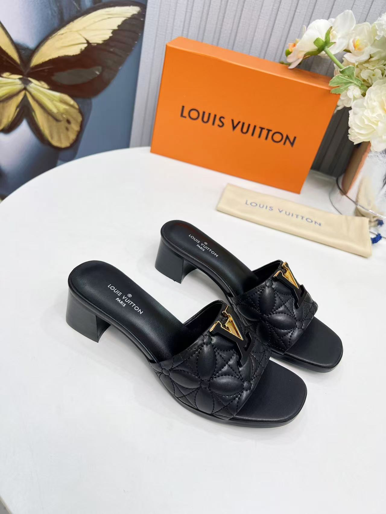 Louis vuitton マレ ミュール