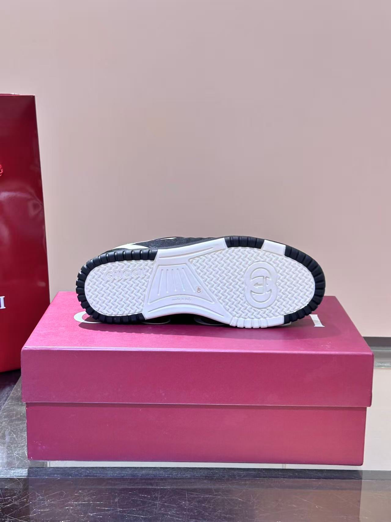 GUCCI 〔グッチ リウェブ〕メンズ スニーカー