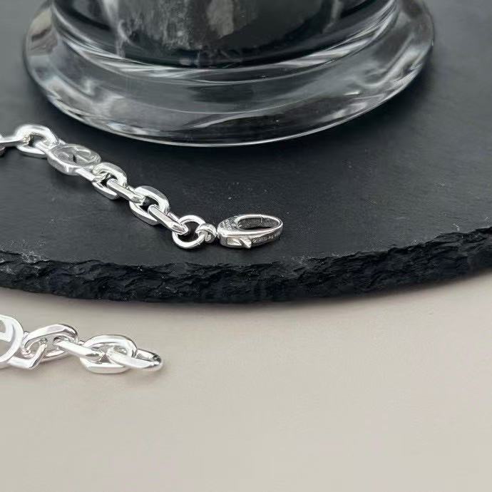 GUCCI 〔グッチ インターロッキング〕チェーン ブレスレット