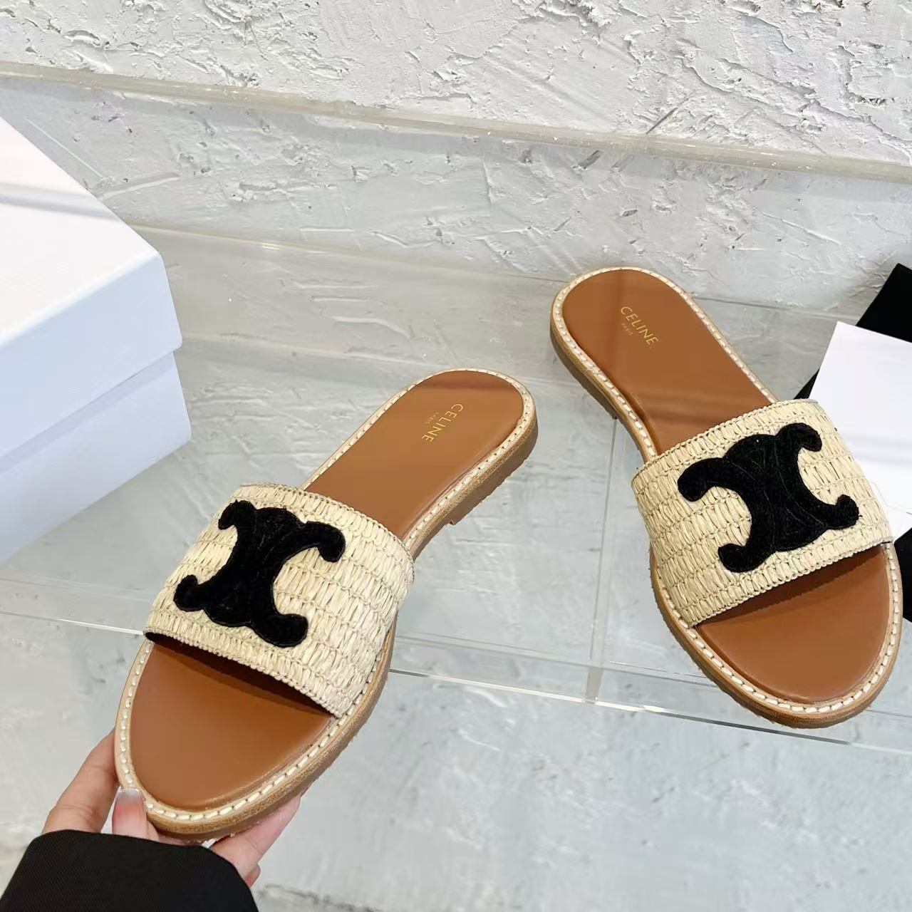 CELINE リンピア ミュール / ラフィア