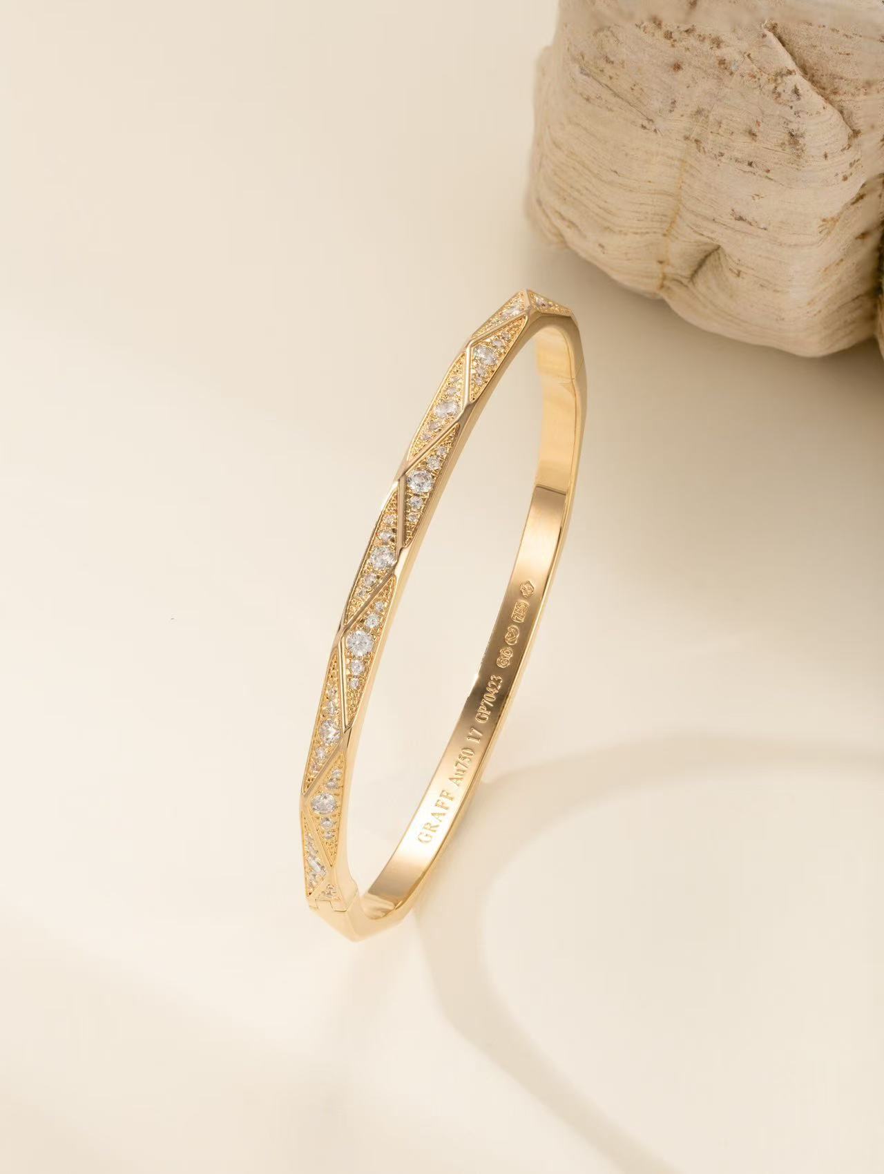 Graff ローレンス グラフ シグネチャー パヴェダイヤモンド バングル