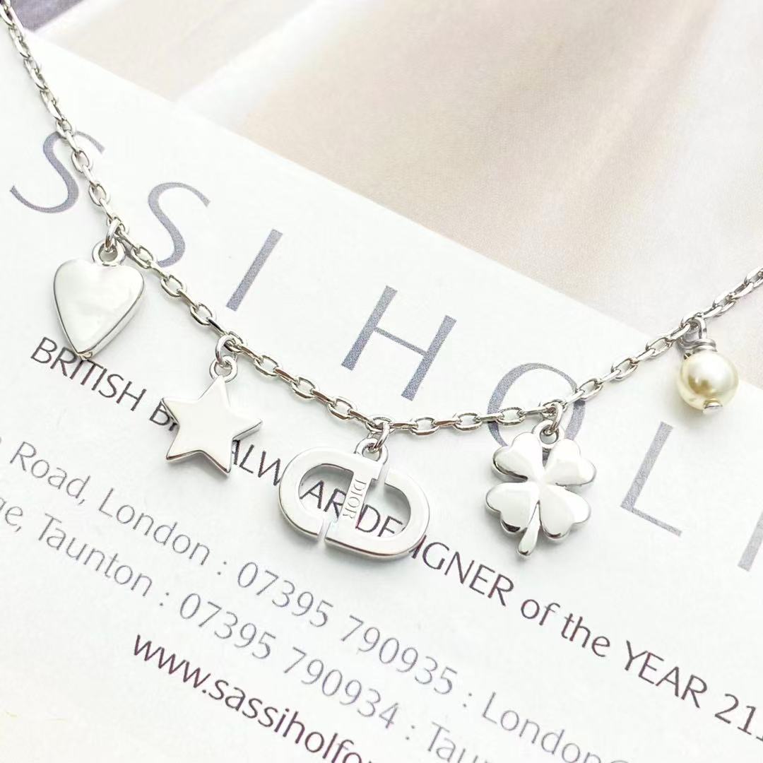 DIOR Petit CD Lucky Charms ブレスレット