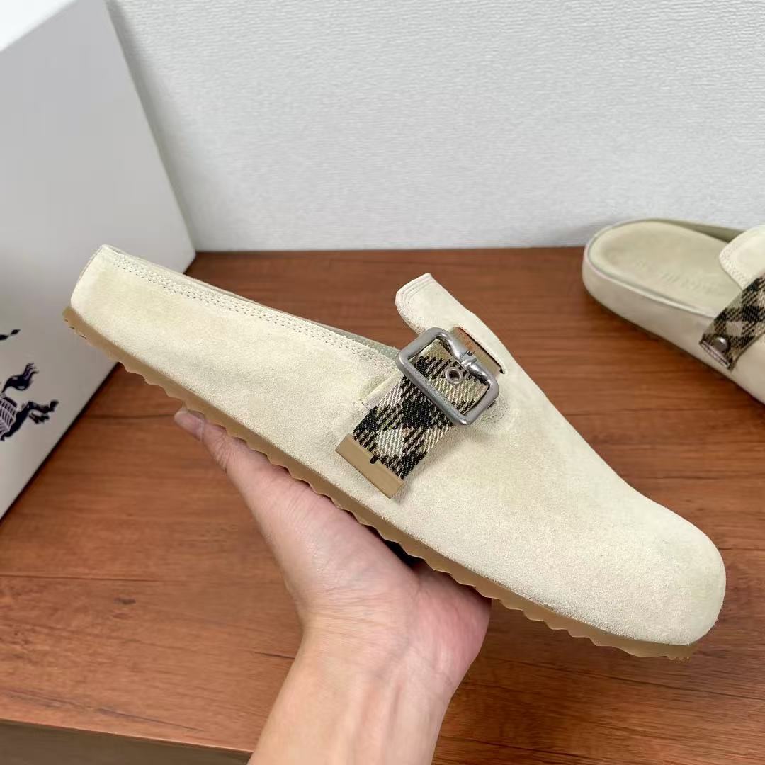 Burberry スエード アーチンクロッグ