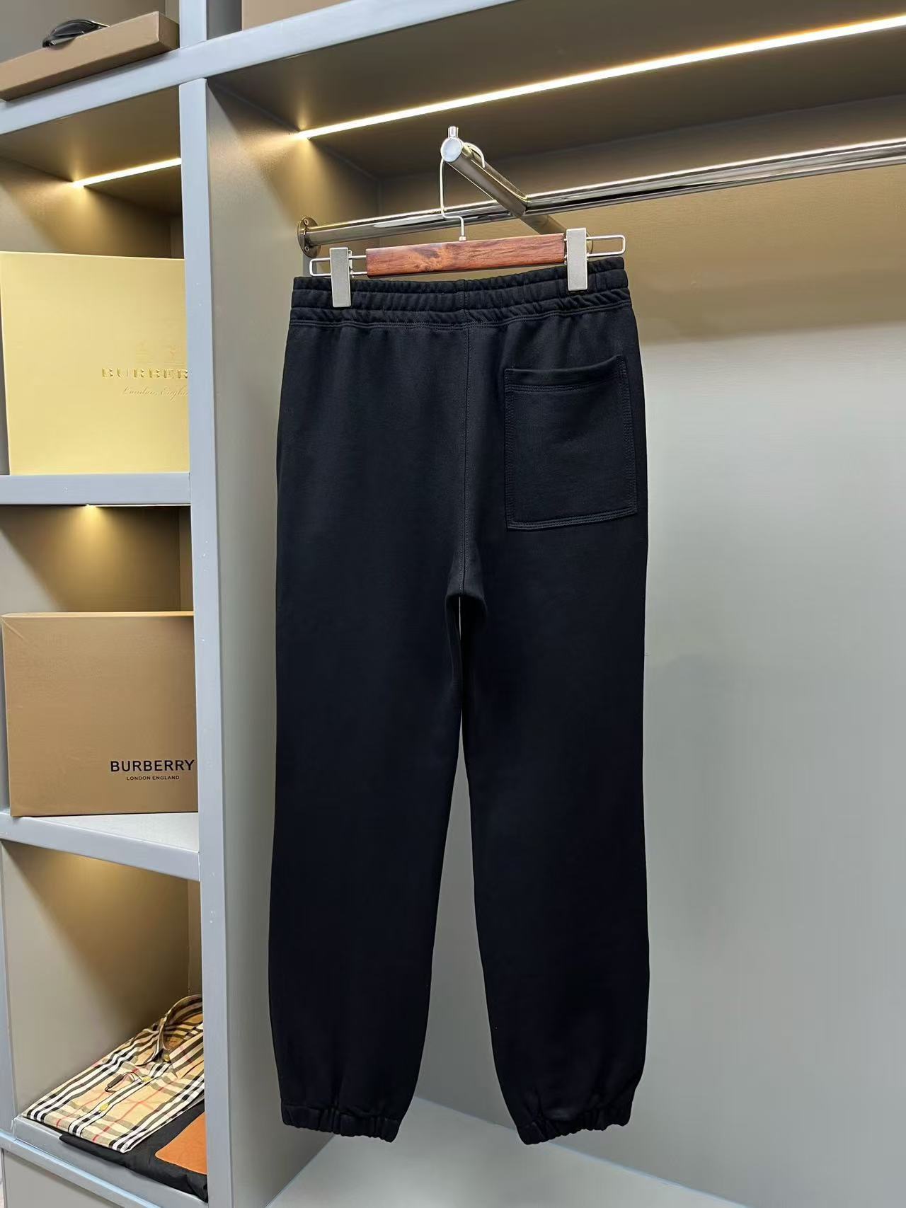 Burberry ロゴ コットン ジョギングパンツ