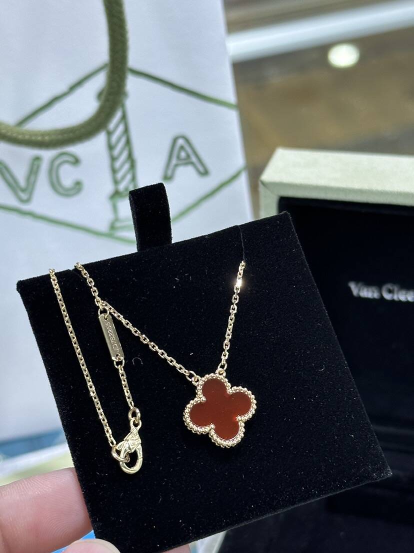 ヴィンテージ アルハンブラ ペンダント イエローゴールド, カーネリアン