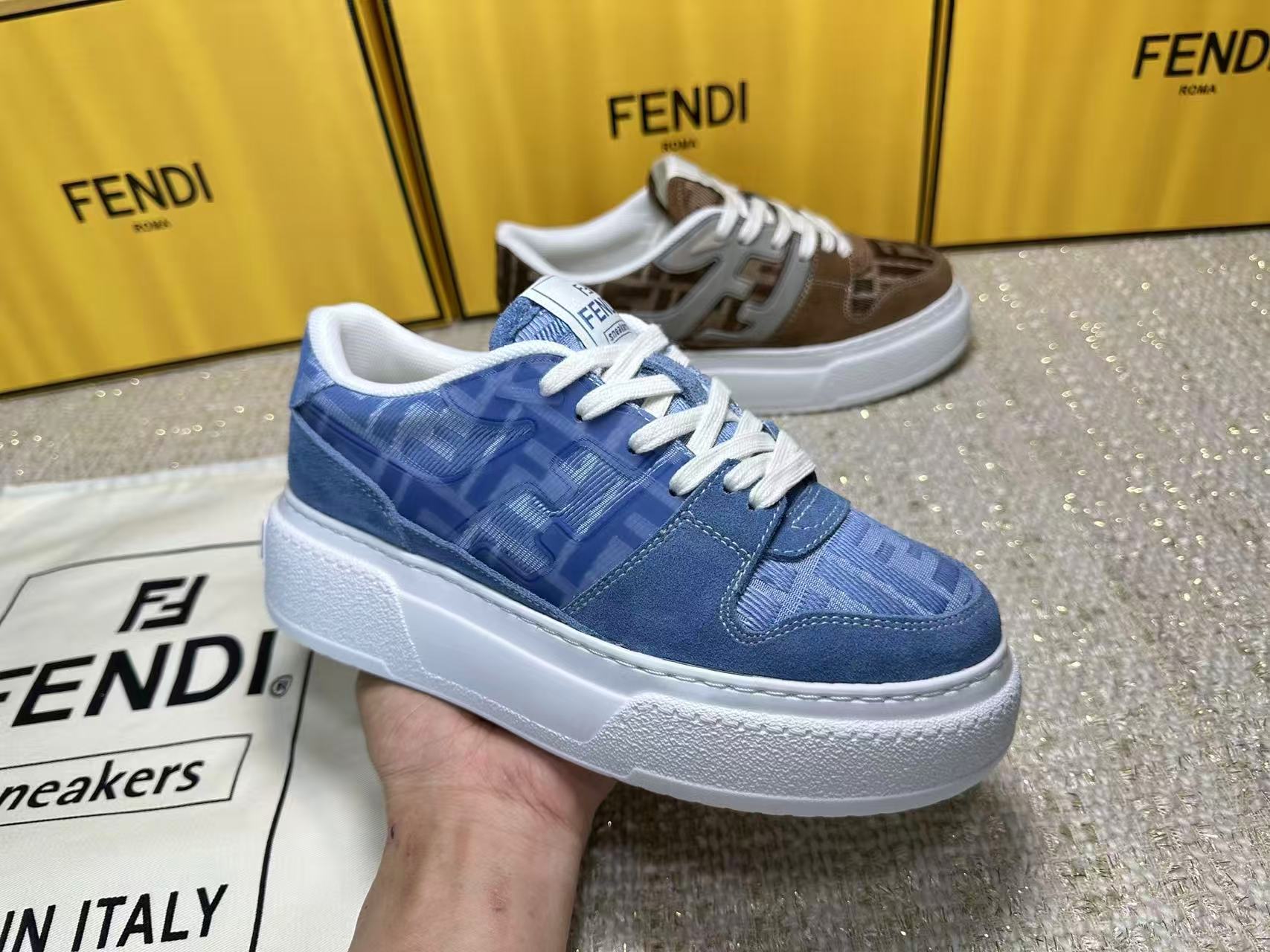 Fendi フェンディ マッチ
