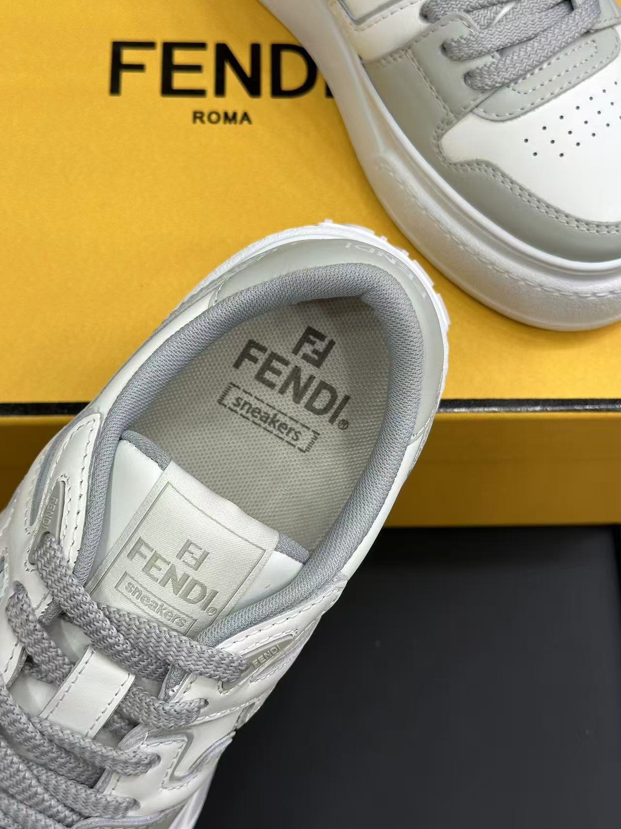 Fendi フェンディ マッチ グレーレザー プラットフォームロートップ