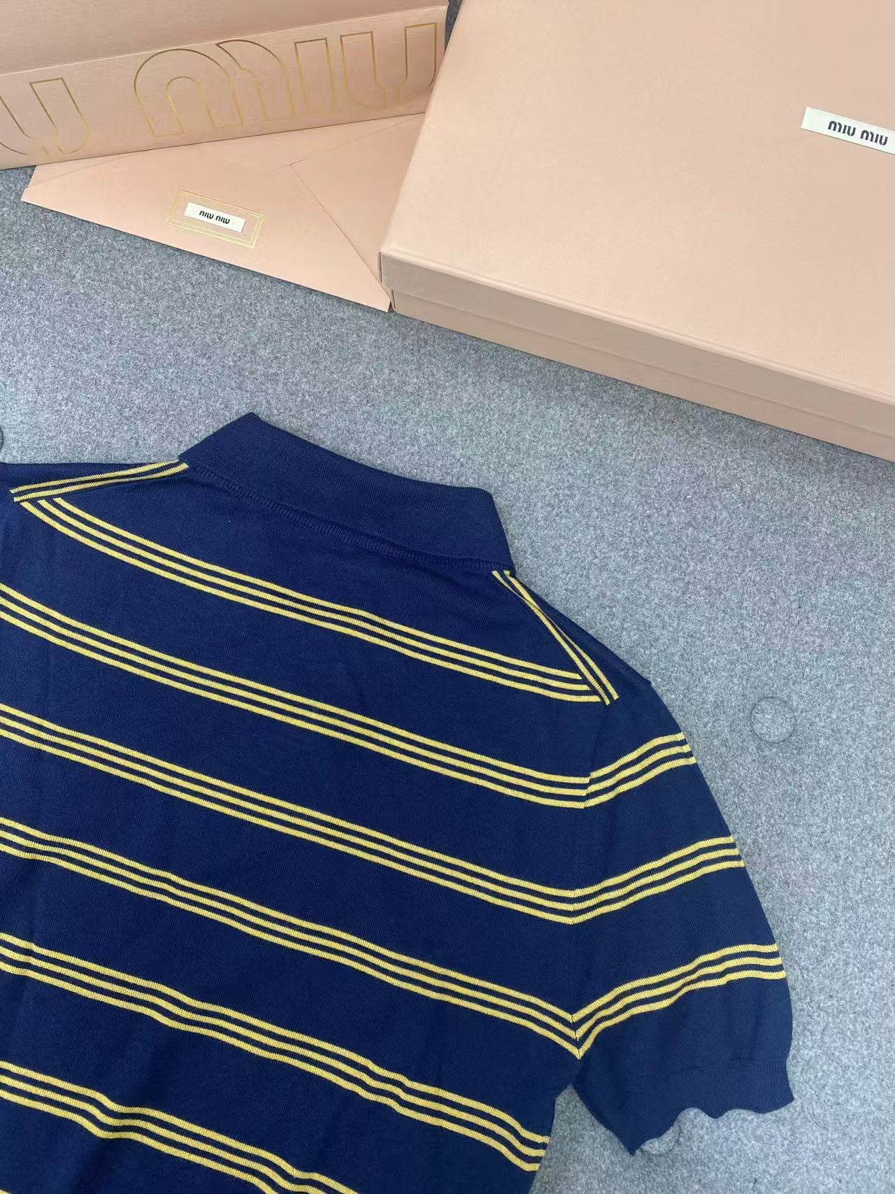 MIUMIU ストライプ カシミヤxシルク ポロセーター