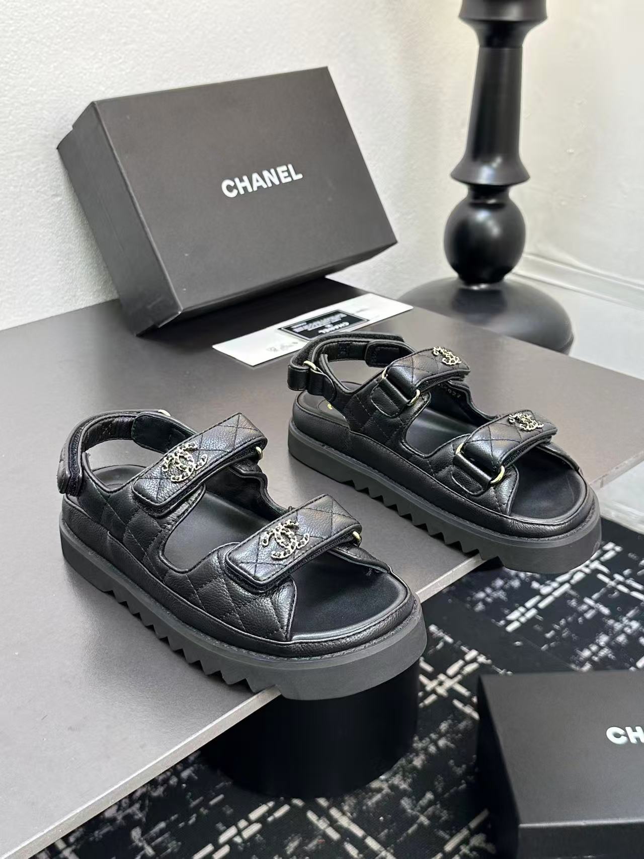 CHANEL サンダル