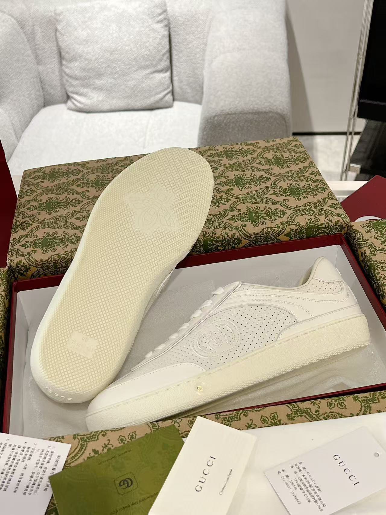 GUCCI メンズ G75 スニーカー