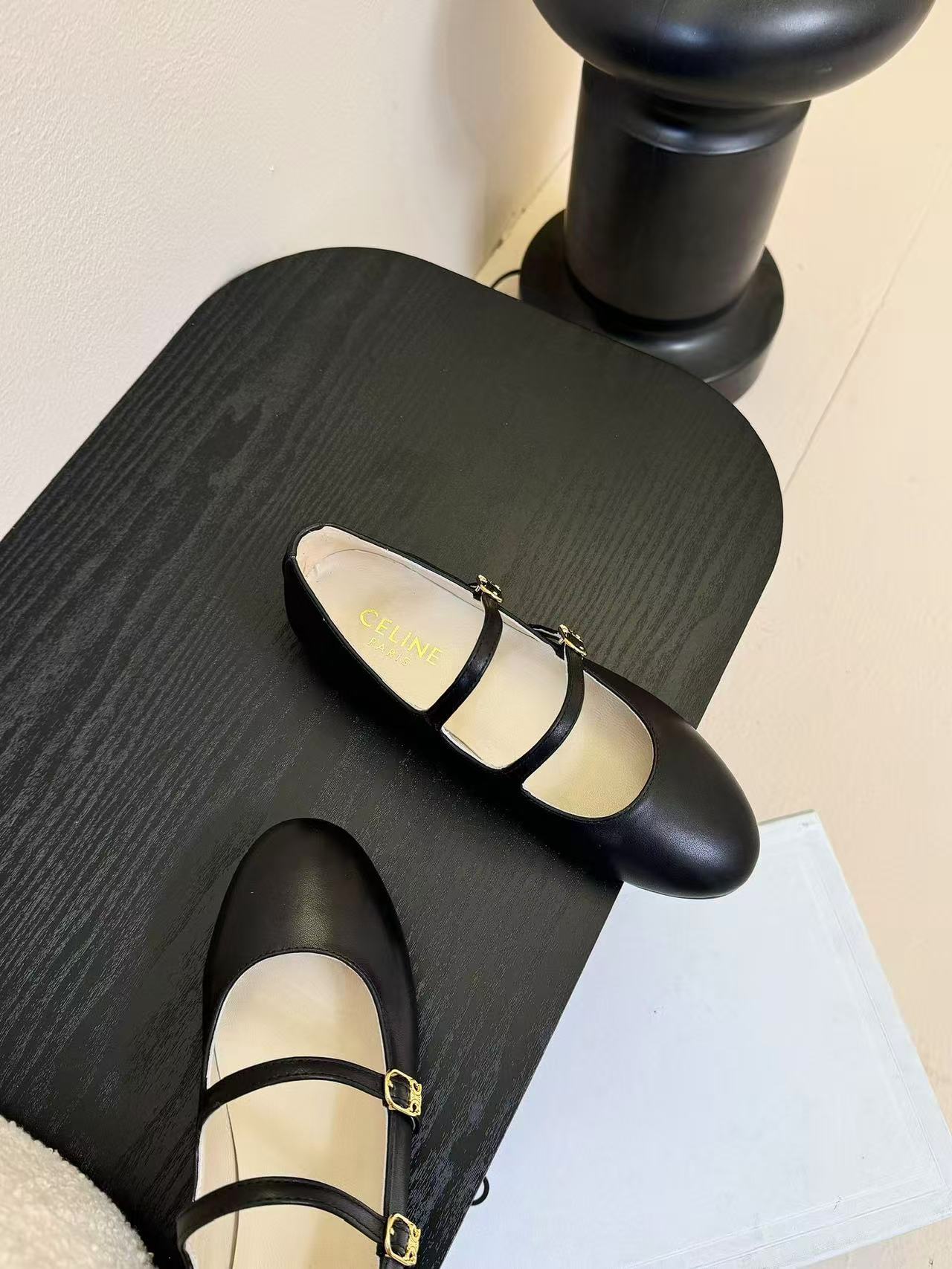 LES BALLERINES CELINE ダブルストラップ / ラムスキン