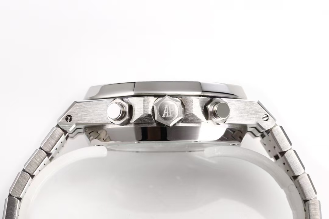 Audemars Piguet  オーデマピゲ ロイヤル オーク クロノグラフ