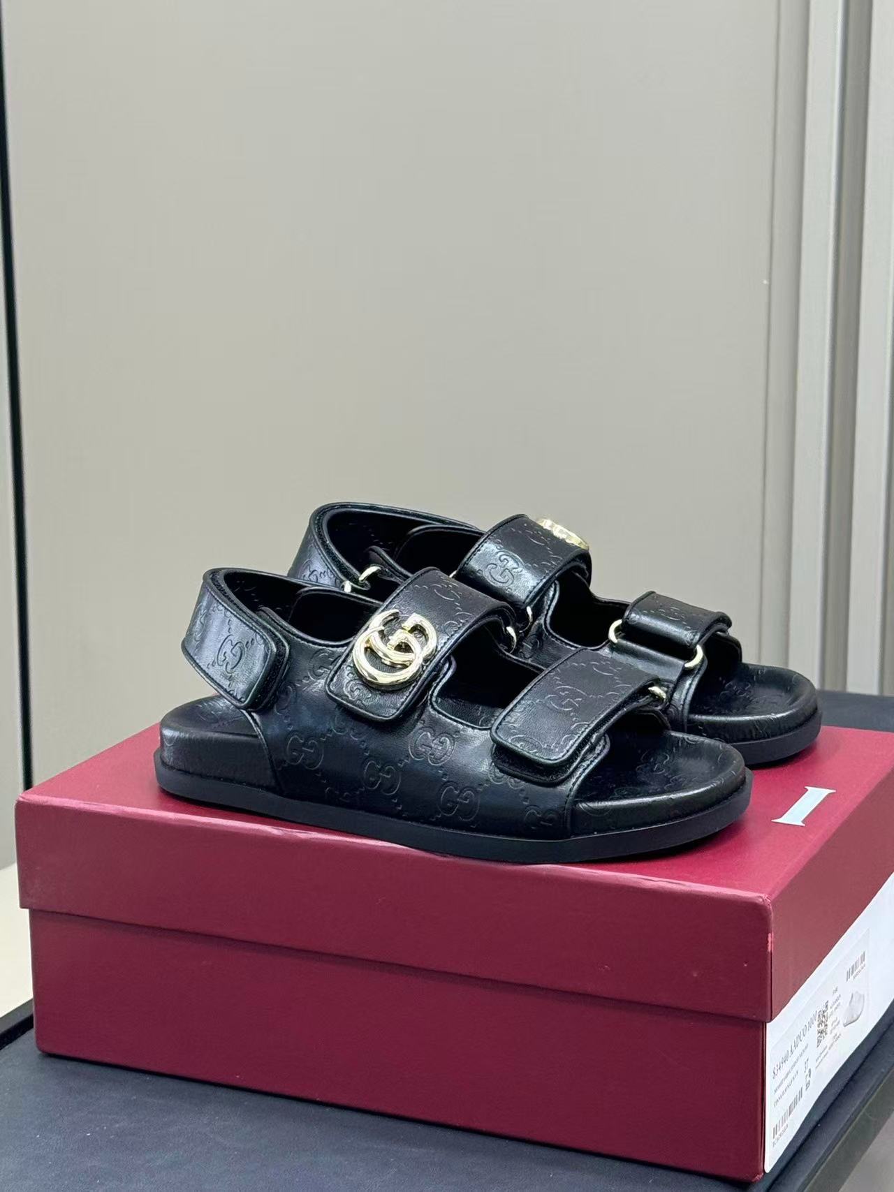 GUCCI ダブルG ウィメンズ サンダル