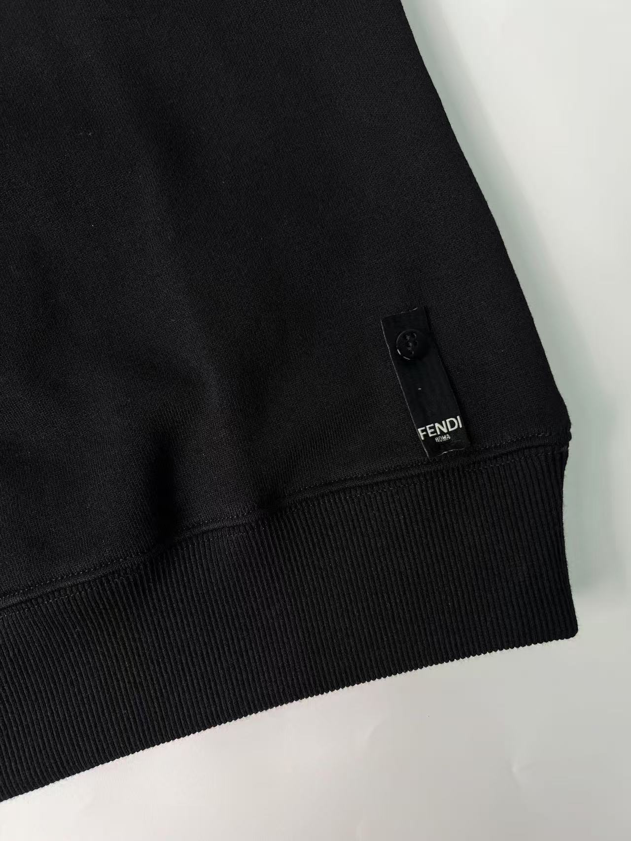 Fendi ブラックジャージー スウェットシャツ