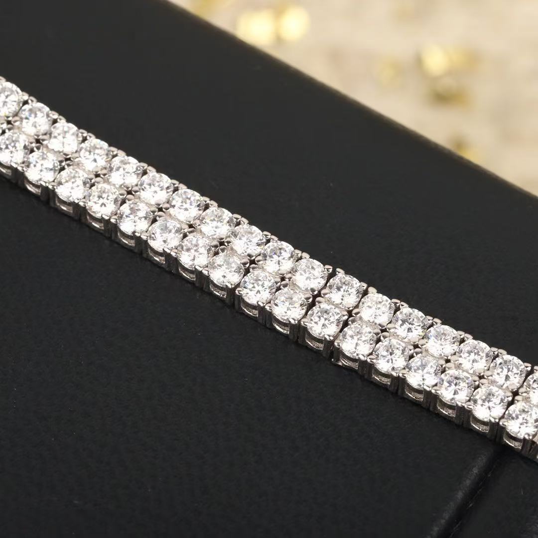 Graff ティルダズ ボウ ダイヤモンド ダブルストランド ブレスレット