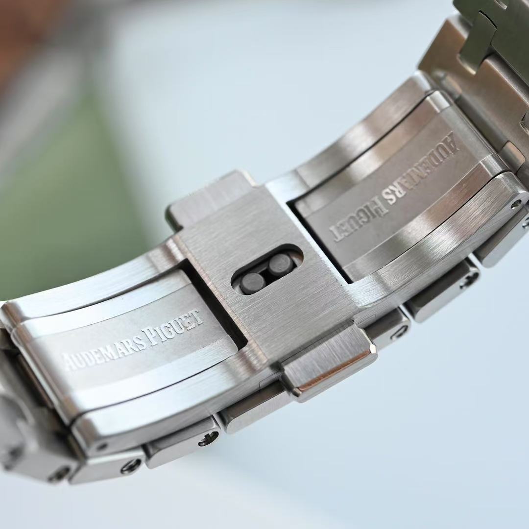 Audemars Piguet  オーデマピゲ  ロイヤル オーク オートマティック