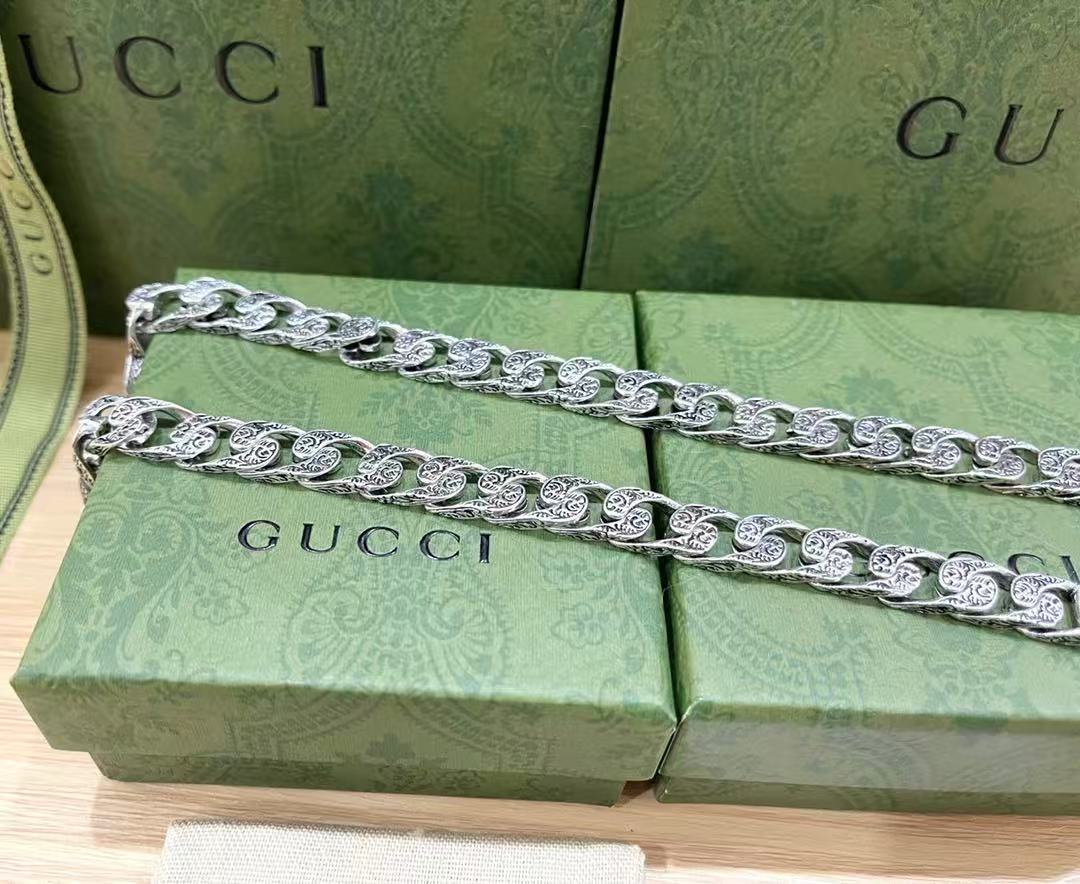 GUCCI 〔グッチ インターロッキング〕チェーン ブレスレット
