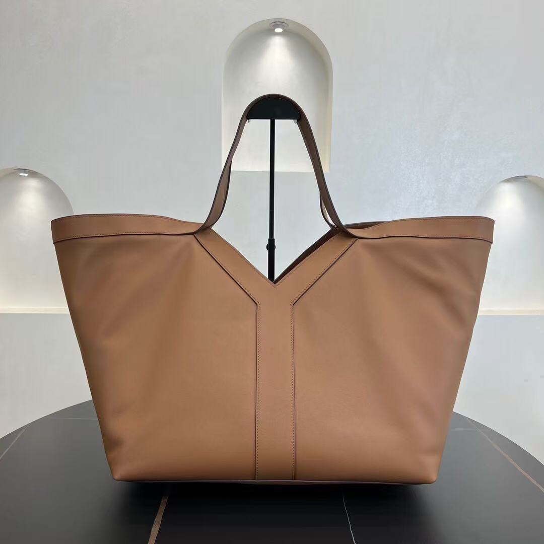 Saint Laurent サンローラン トート（レザー）