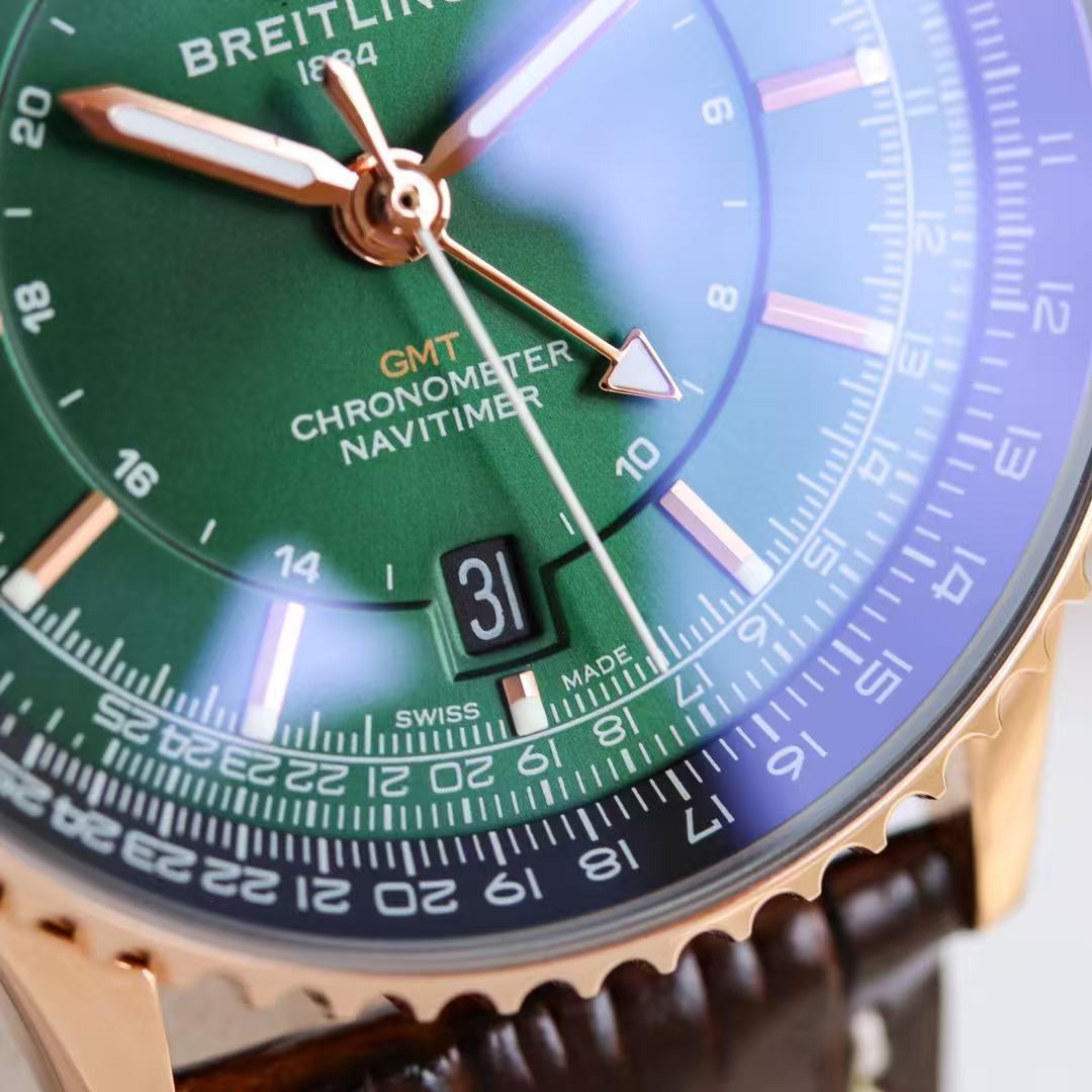 BREITLING  ブライトリング  ナビタイマー オートマチック GMT 41