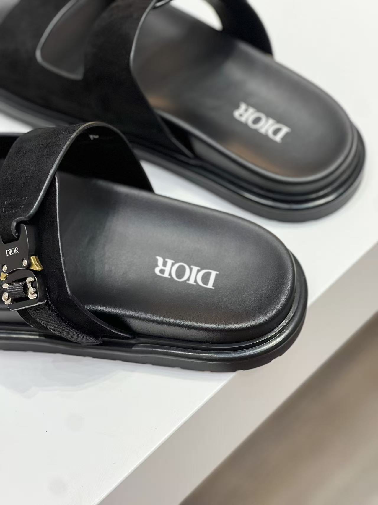 Dior Aqua サンダル