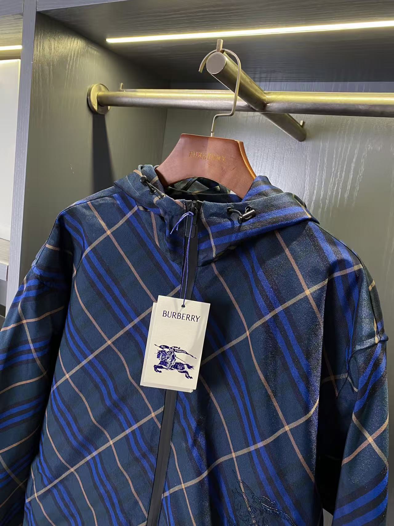 Burberry チェック ツイルジャケット