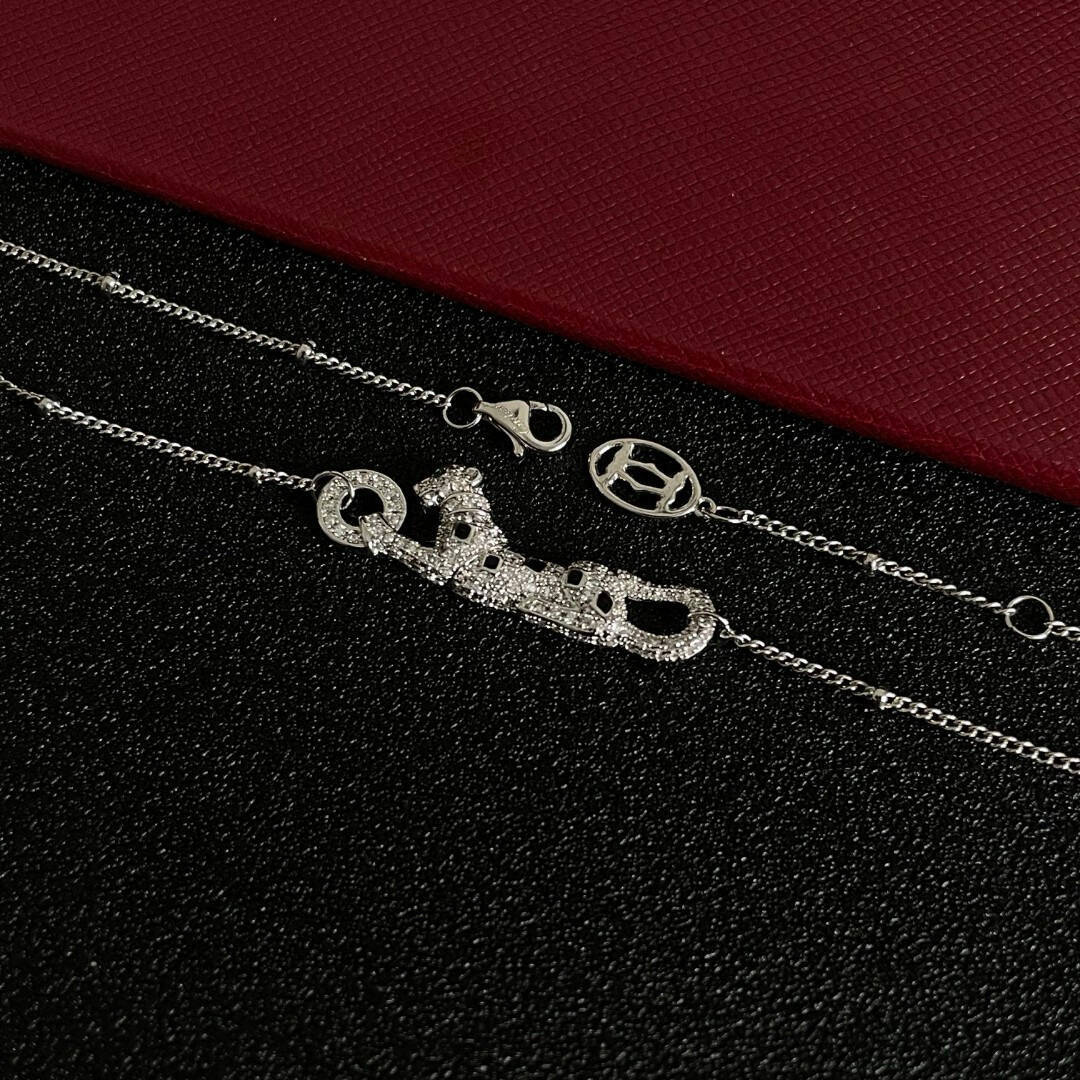 パンテール ドゥ カルティエ ネックレス