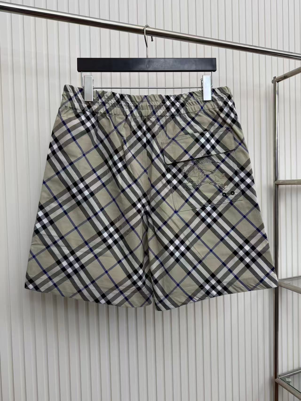 Burberry チェック シルクショーツ