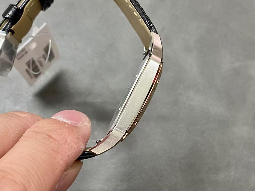 Cartier Santos-Dumont watch サントス デュモン ウォッチ