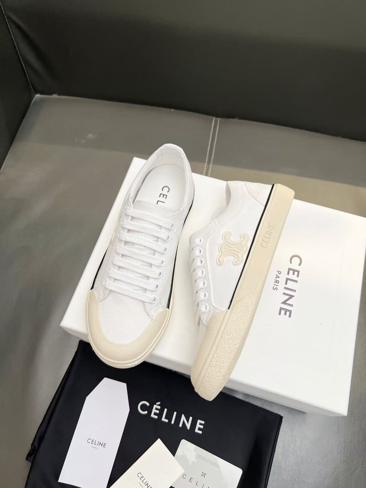 CELINE アラン トリオンフ スニーカー / キャンバス