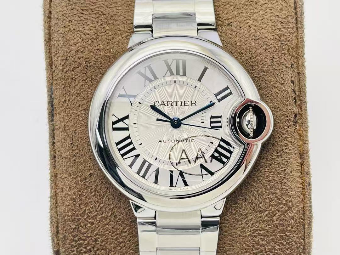 Cartier Ballon Bleu de Cartier watch バロン ブルー ドゥ カルティエ ウォッチ