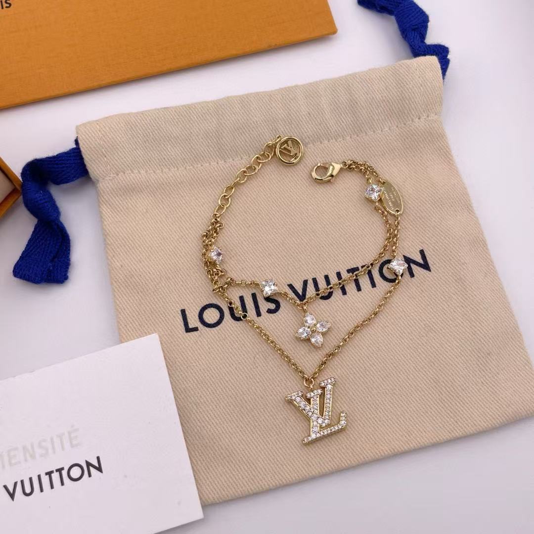 Louis vuitton ブレスレット･レディ LV