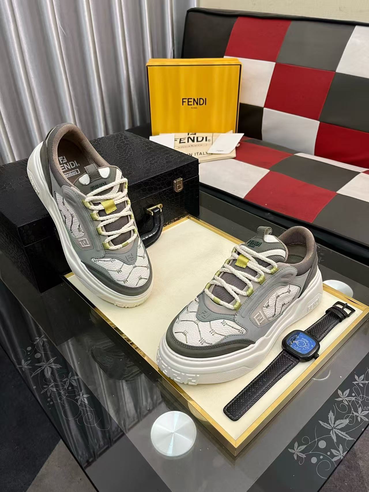 Fendi フェンディ フォース スニーカー