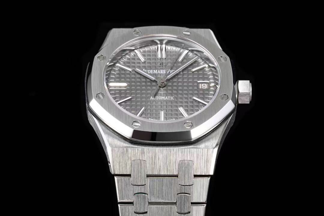 Audemars Piguet  オーデマピゲ ロイヤル オーク オートマティック