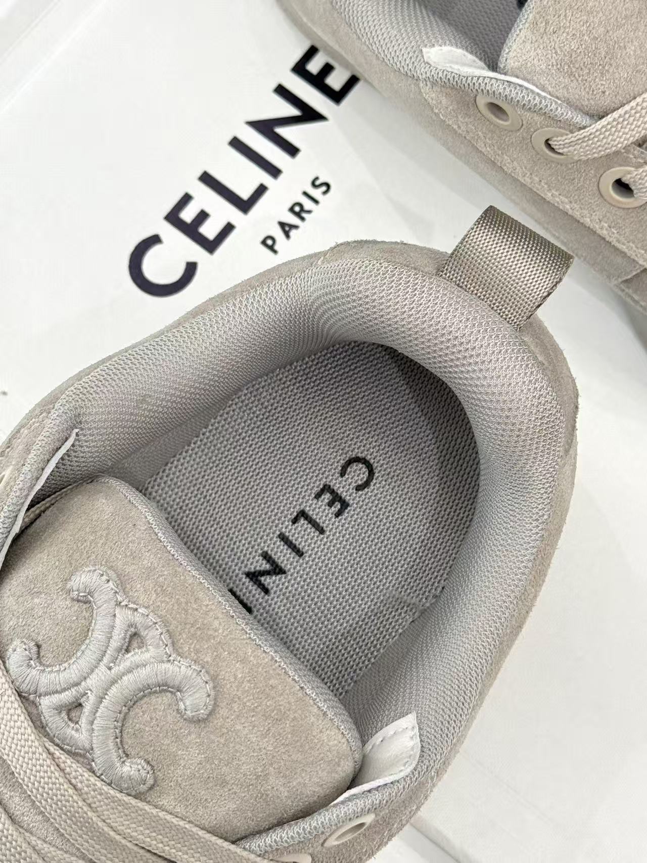 CELINE ハンティントン レースアップ ロースニーカー / スエードカーフスキン & メッシュ
