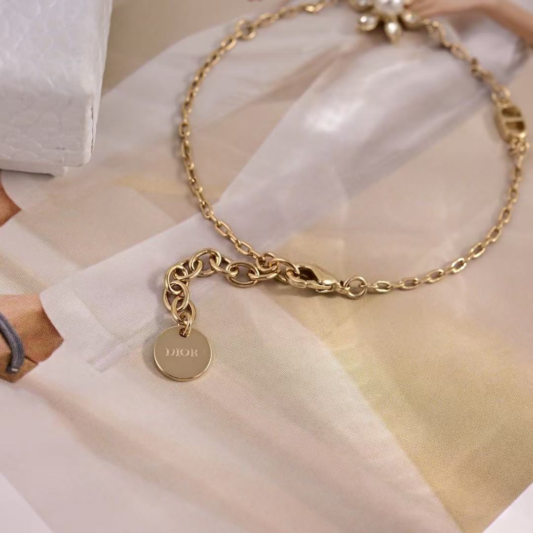 Bloom in Dior ブレスレット
