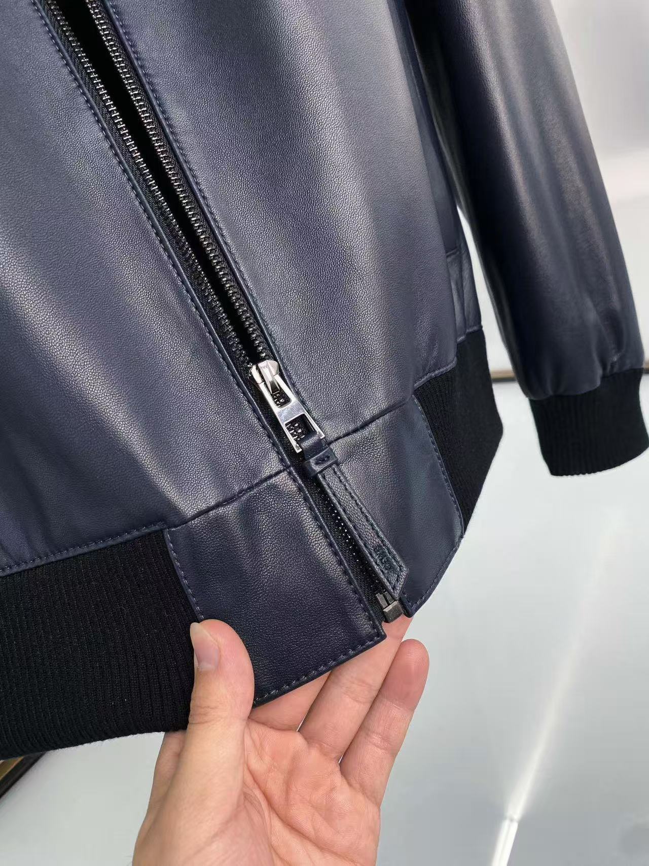 Loewe ボンバー ジャケット（ナパラム）