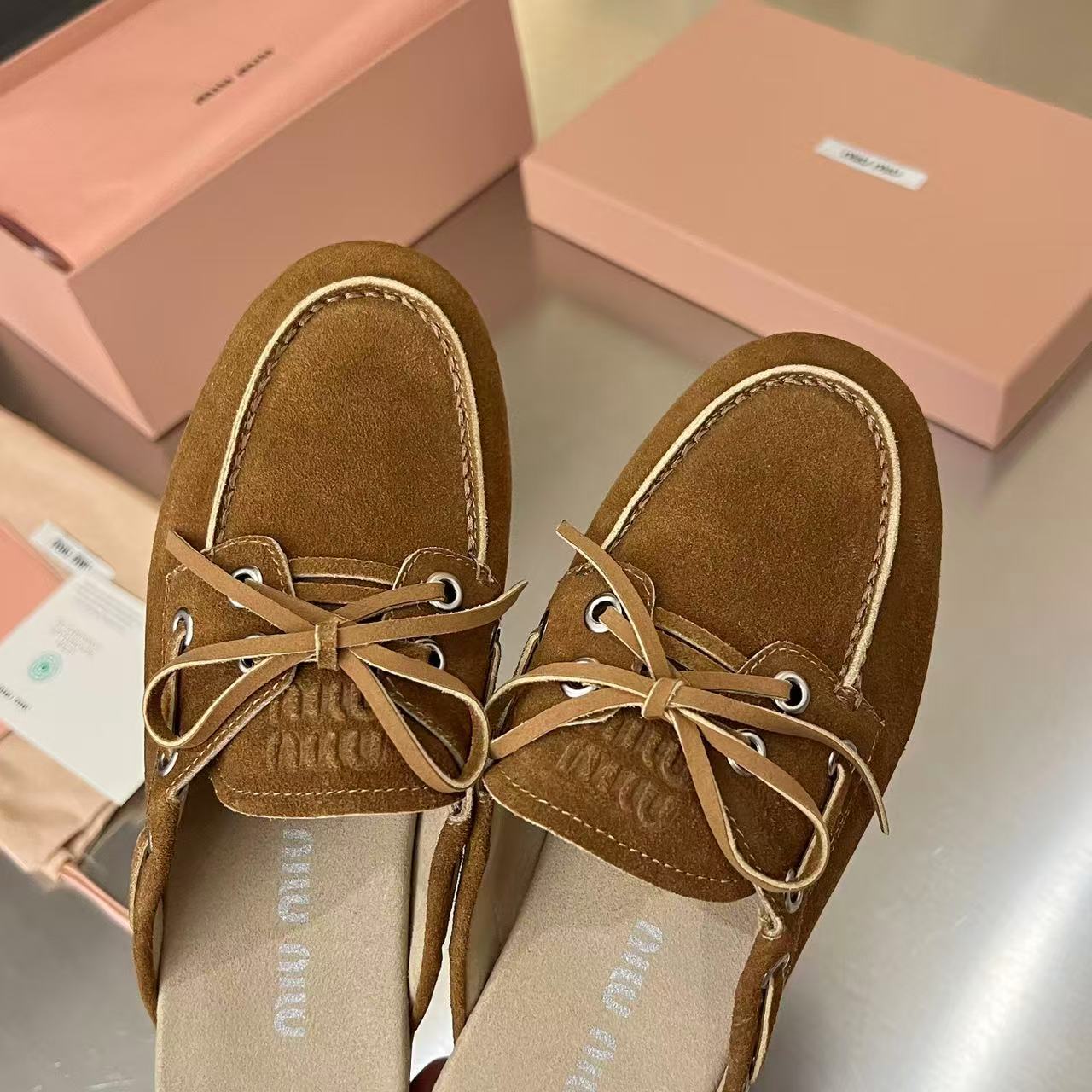 miumiu スエードのミュール