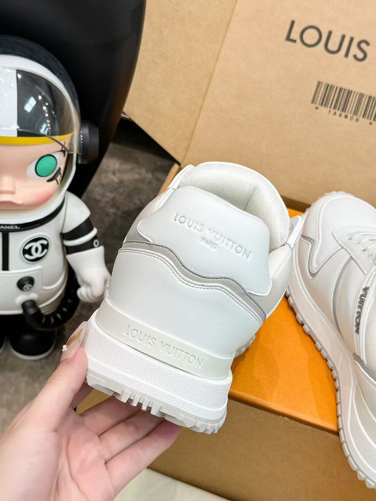 Louis vuitton ランアウェイ マキシ スニーカー