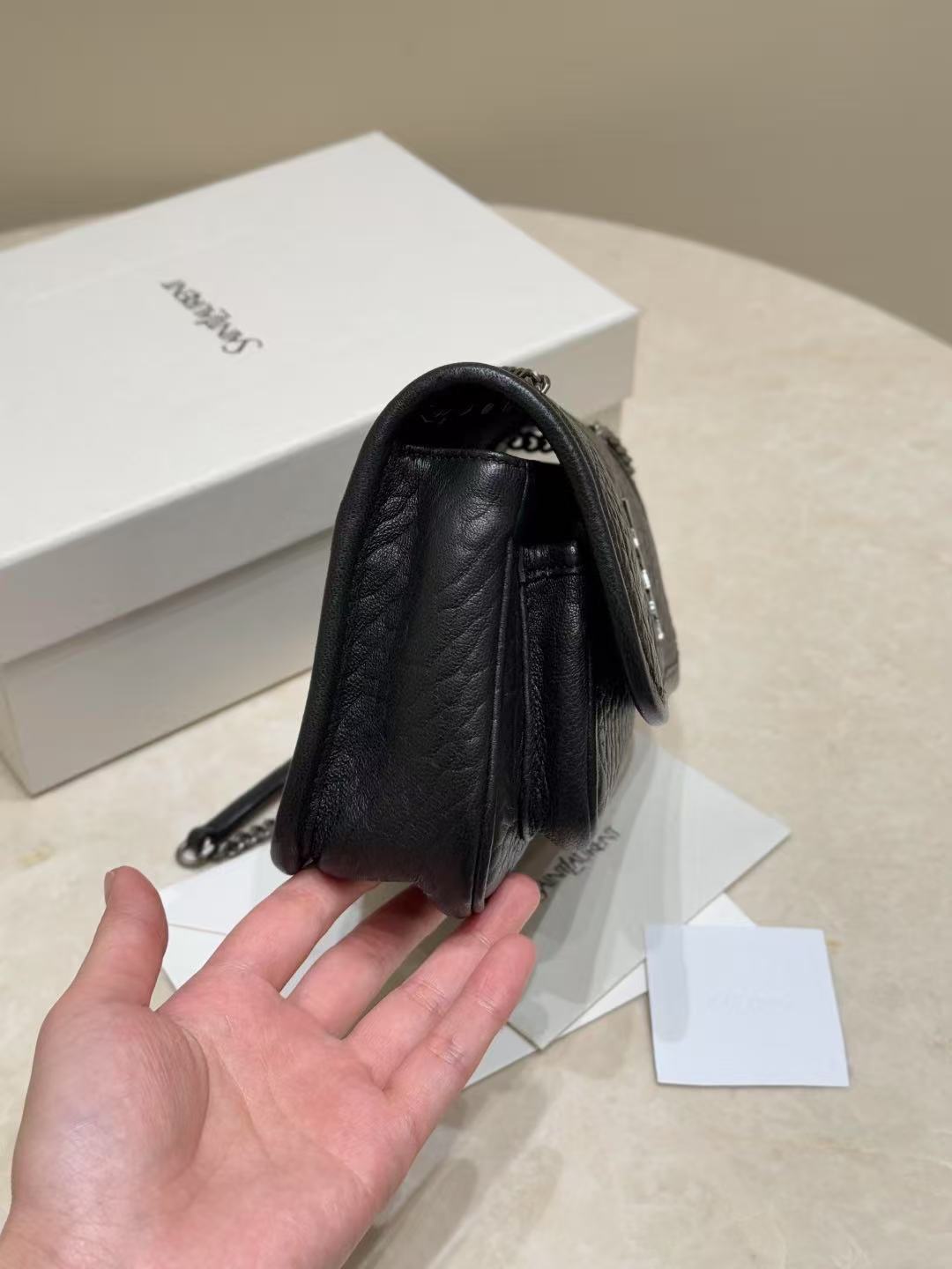  Saint Laurent サンローラン ニキ ミニ（グレインラムスキン）
