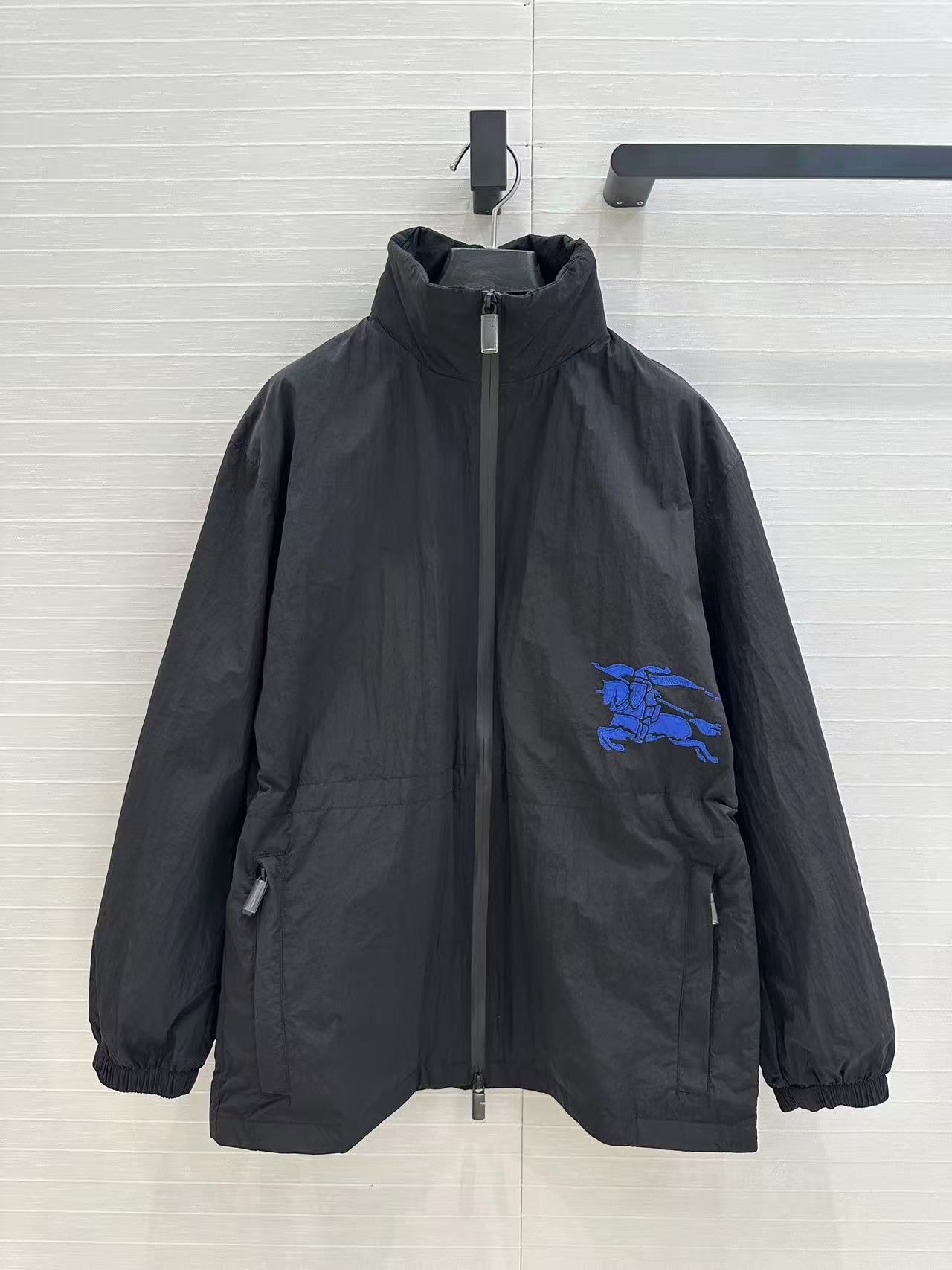 Burberry ナイロンジャケット