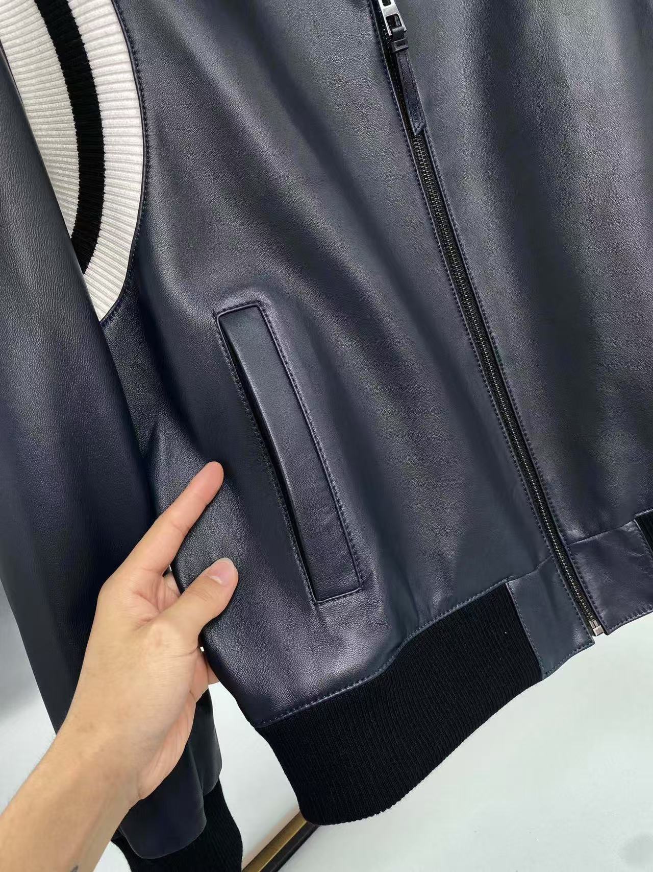 Loewe ボンバー ジャケット（ナパラム）