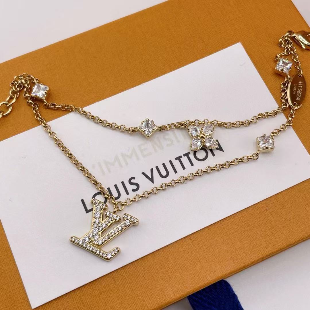 Louis vuitton ブレスレット･レディ LV