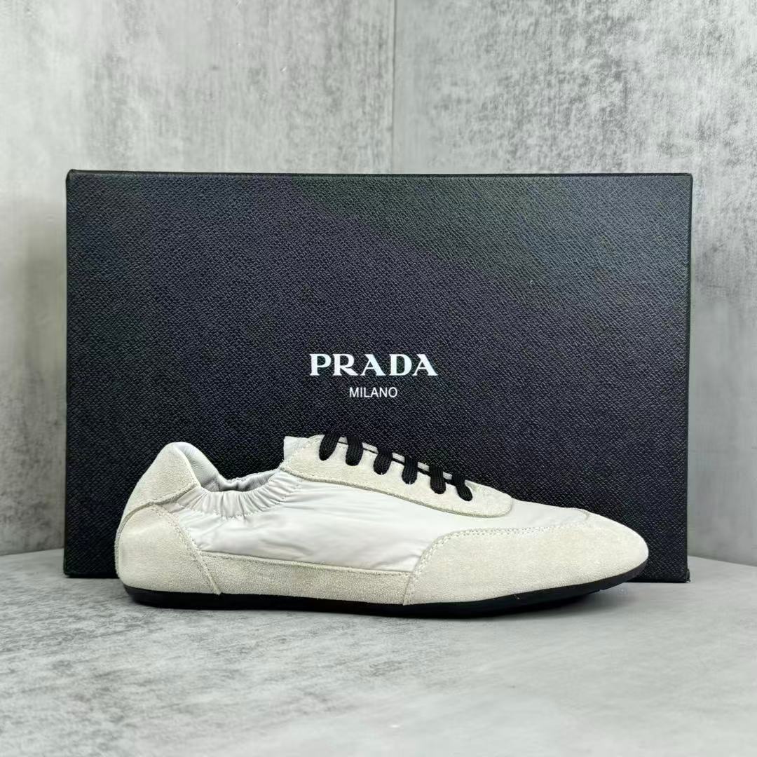 Prada プラダ コラプス Re-Nylon xスエード スニーカー