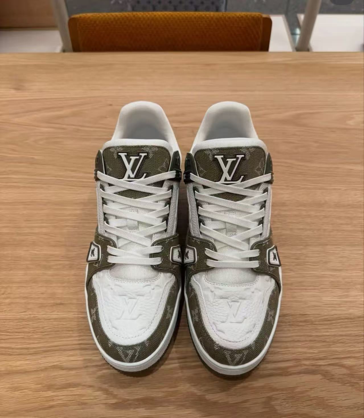Louis vuittonトレイナー スニーカー