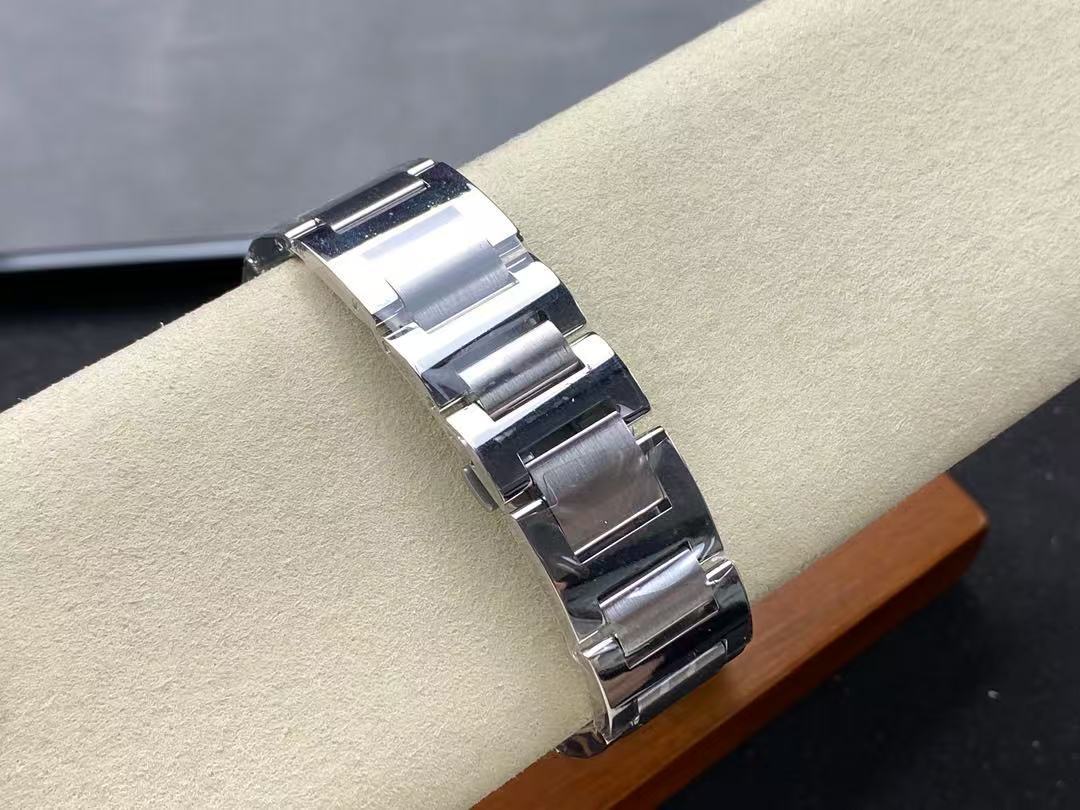 Cartier Ballon Bleu de Cartier watch バロン ブルー ドゥ カルティエ ウォッチ