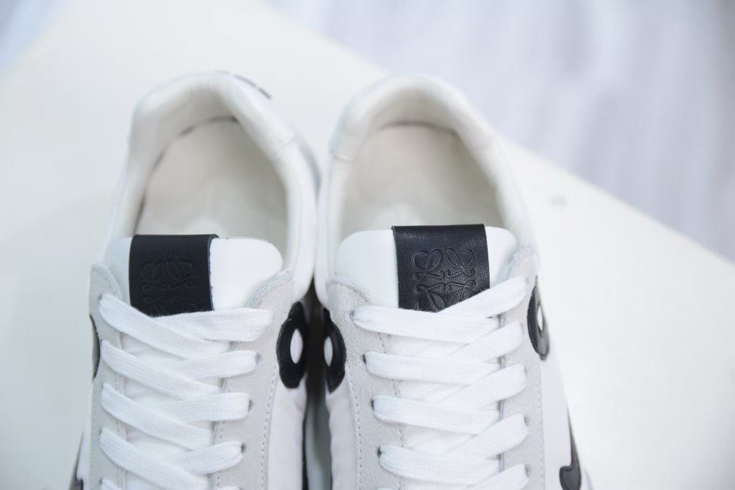 Loewe バレエランナー 2.0（ナイロン&カーフ）