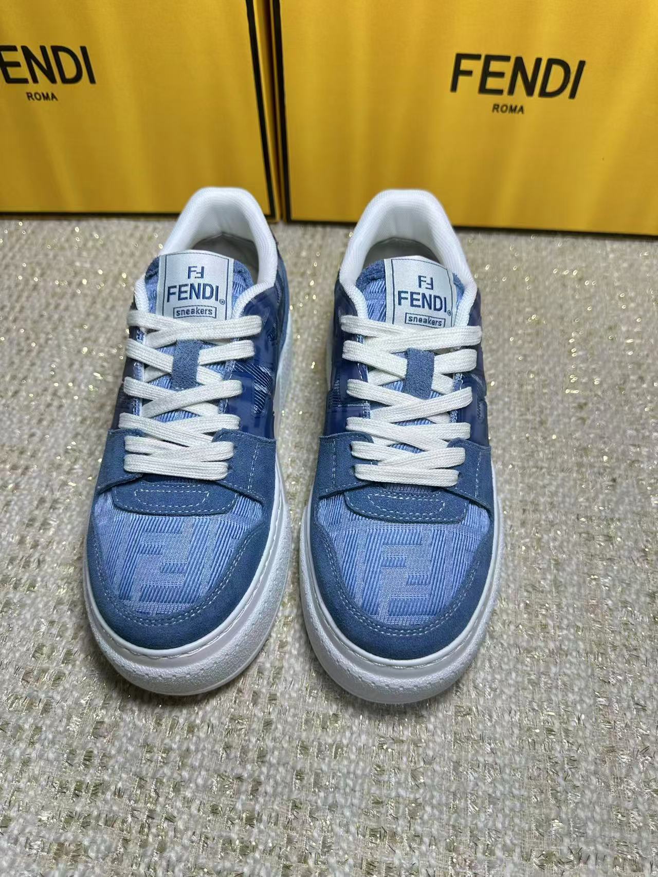 Fendi フェンディ マッチ