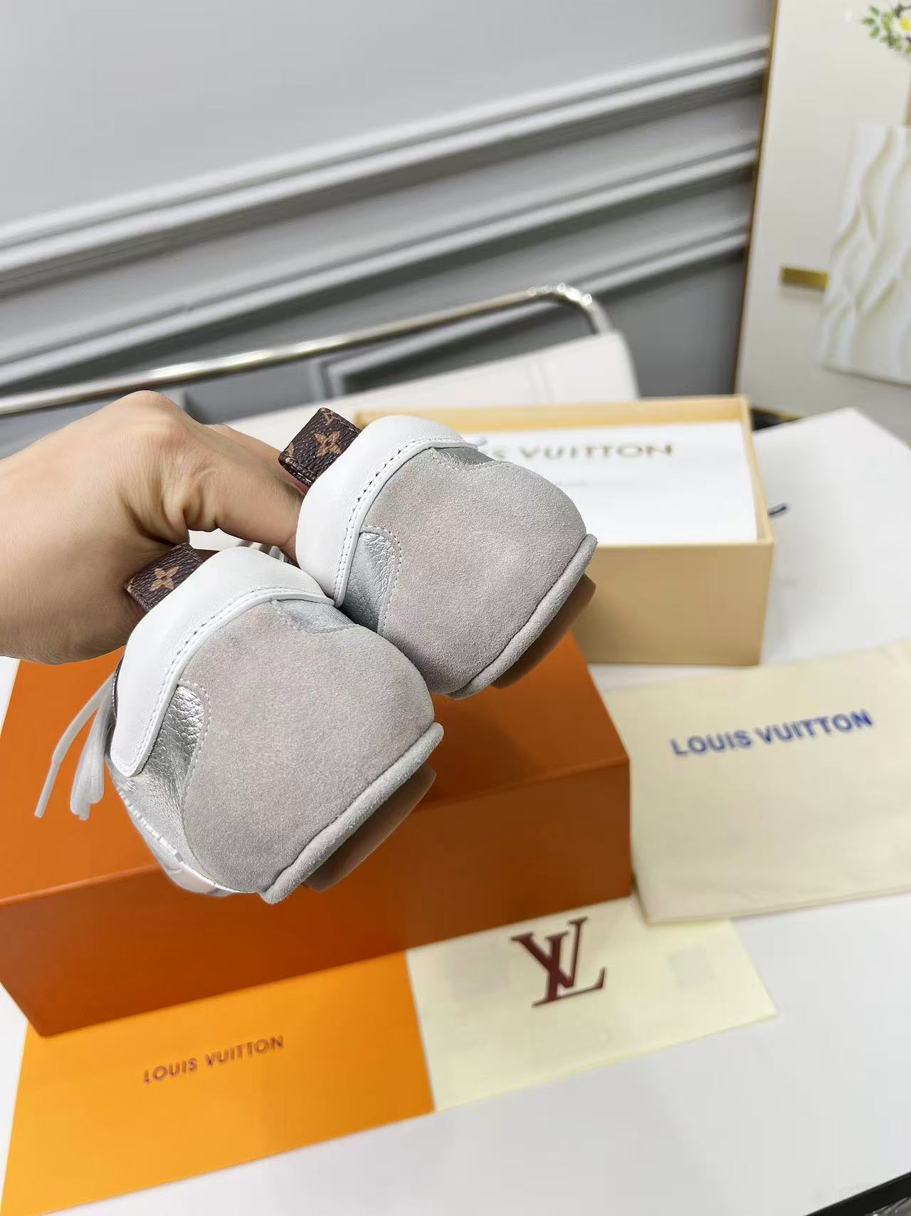 Louis vuitton スニーカリーナ